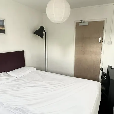 Westbourne Place Rooms - By Clifton Short Lets Bristol Room photo