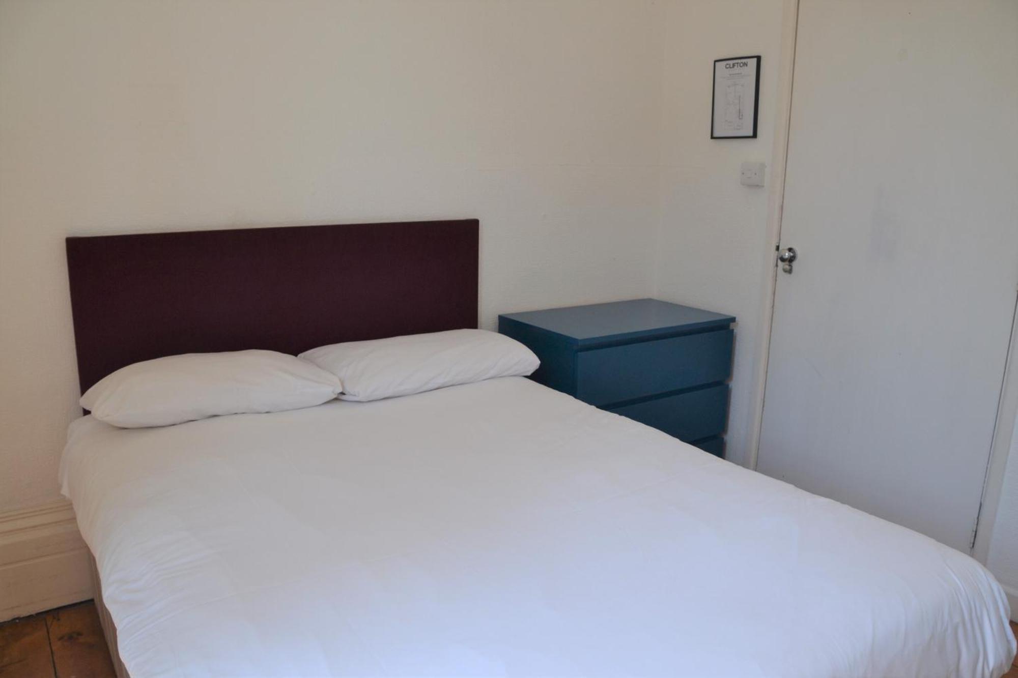 Westbourne Place - By Clifton Short Lets Apartment Bristol