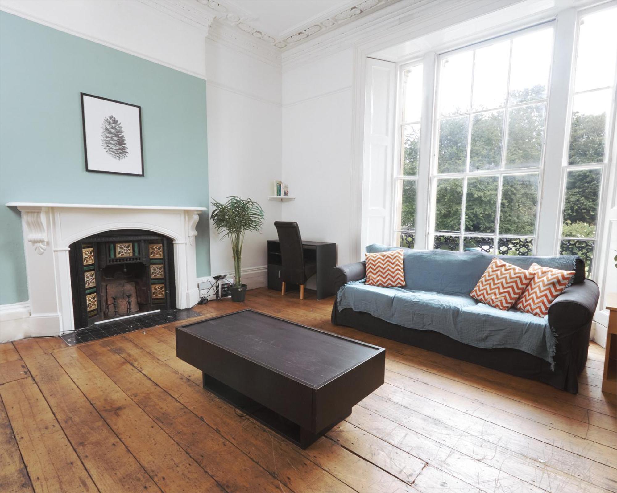 Westbourne Place - By Clifton Short Lets Apartment Bristol